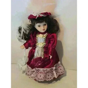 Female‎ Unbranded Doll Burgundy White